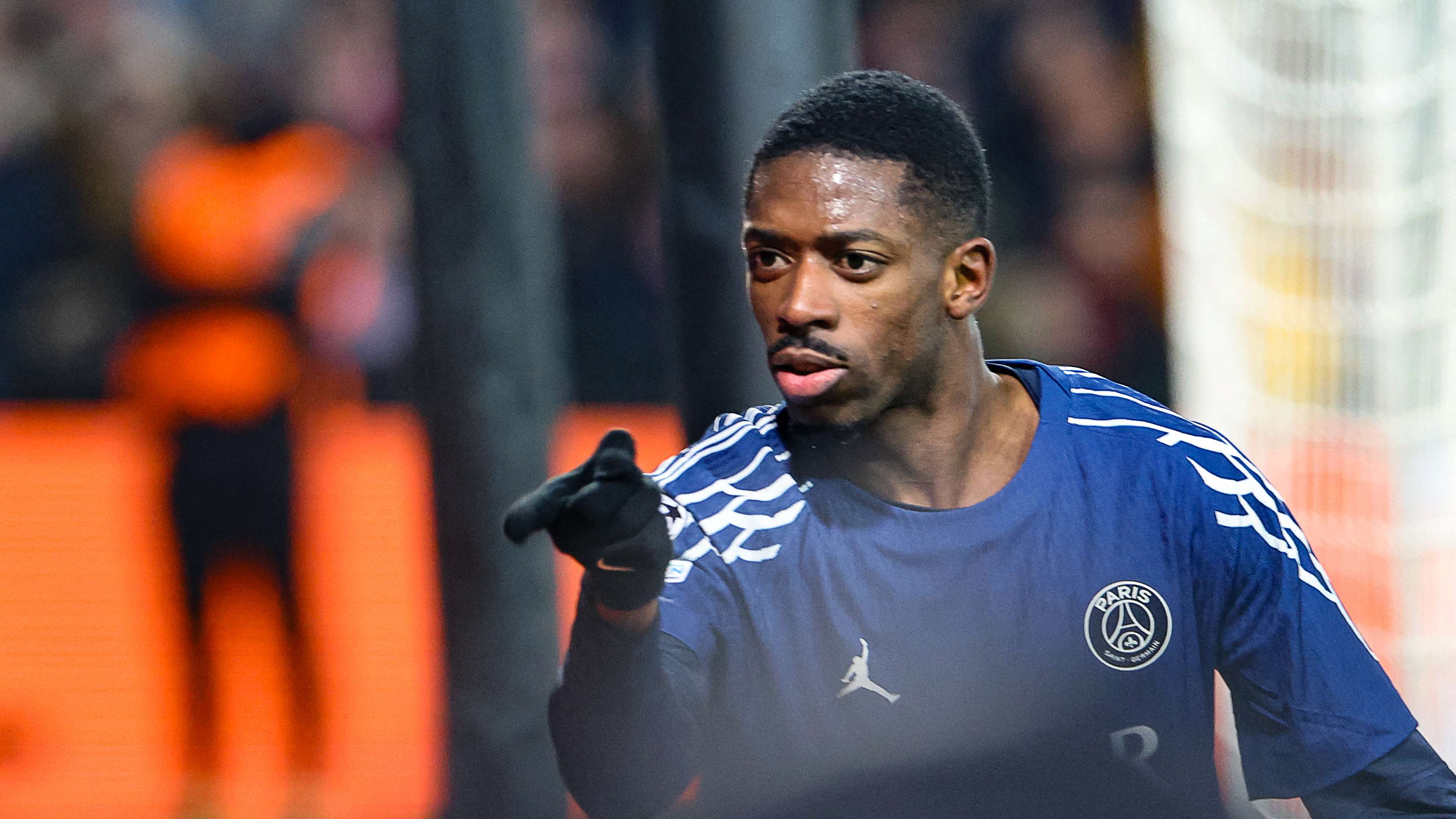 精神表现给 精神表现给